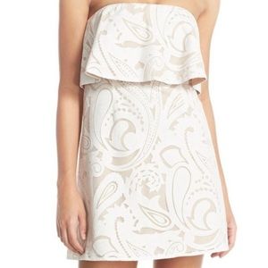 BCBGMaxAzria Leeah strapless lace dress with side pockets back zipper closure